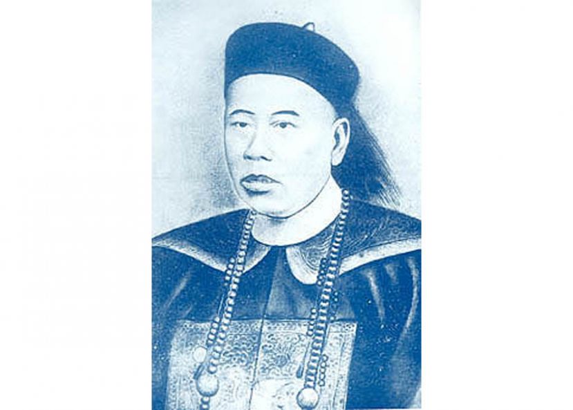 富可敌国的潮州籍大亨刘建发身着清朝官服的画像。