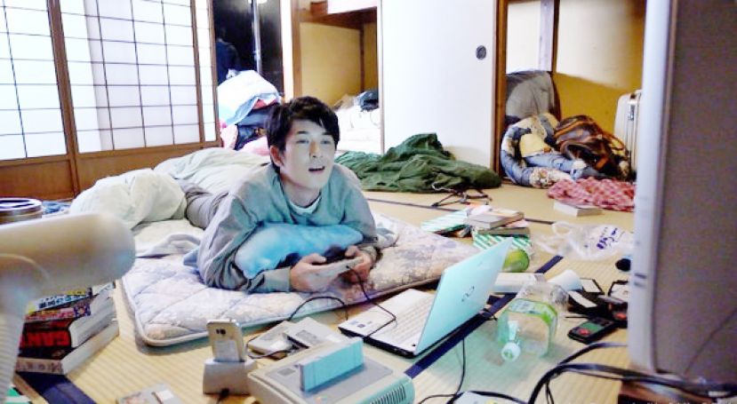 戒不了的逃避　茧居人生