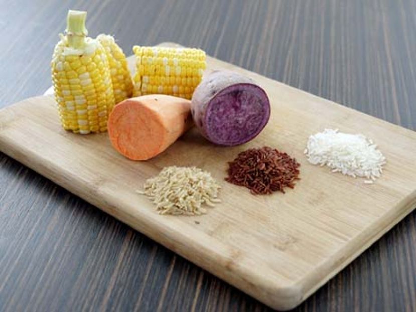 图示：戒吃淀粉质后，人会很容易疲倦、四肢乏力，集中精神的能力降低，而且肌肉会流失，让体质变弱，肌肉更可能出现松弛情况。