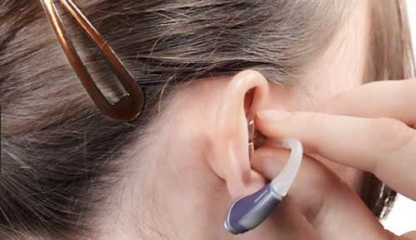 听力衰退了！配戴助听器哪些眉角该注意？
