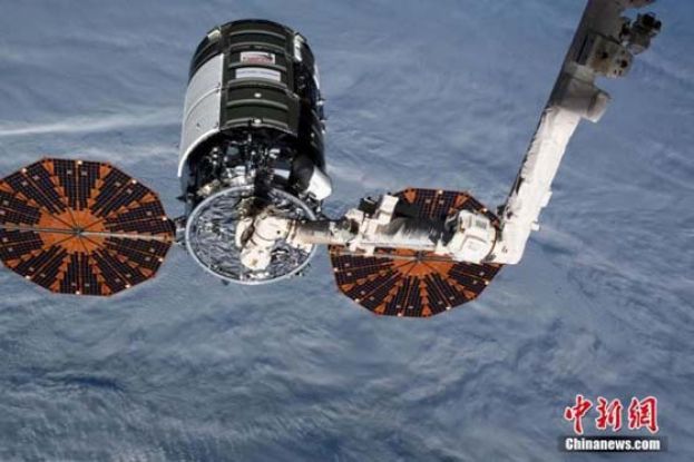 2019年11月4日，&ldquo;天鹅座&rdquo;飞船将货物运抵国际空间站。
