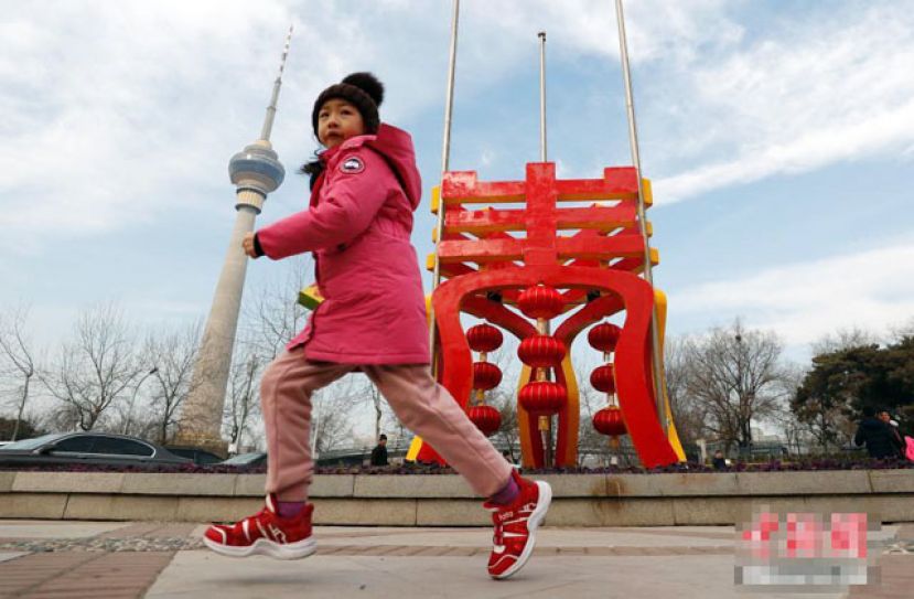  图示：玉渊潭公园里张灯结彩，体现&ldquo;年韵&rdquo;迎春。