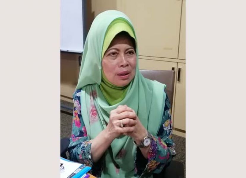 砂福利、幸福社区、妇女、家庭与儿童发展部长拿督斯里法蒂玛陈赛明发言神情。