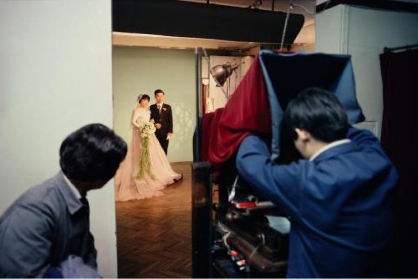 布鲁诺&middot;巴贝，婚纱照，上海，摄影，艺术微喷，1980，75&times;110cm。