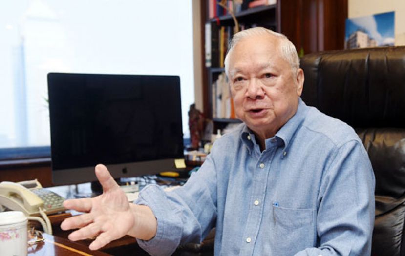 图示：&ldquo;人无远虑，必有近忧&rdquo;，胡应湘在当日接受中新社等媒体采访时，不下3次说到了这句话，而&ldquo;看远一点&rdquo;似乎是胡应湘做每个决定的首要考虑因素之一。