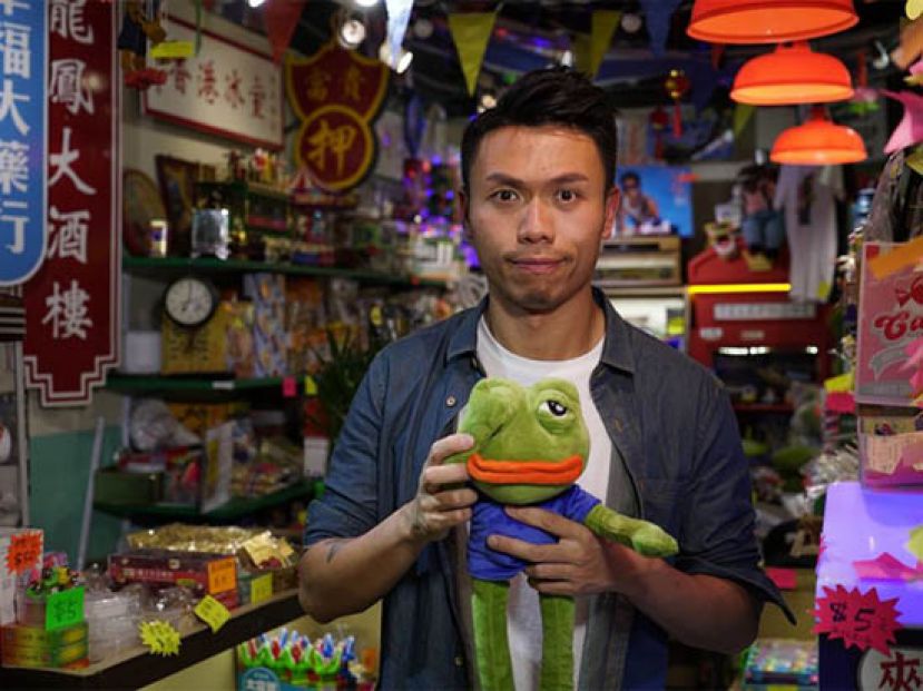 电车主题怀旧店 老板：想找回童年开心感觉