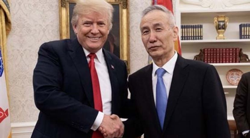 特朗普此前在白宫与刘鹤会谈。