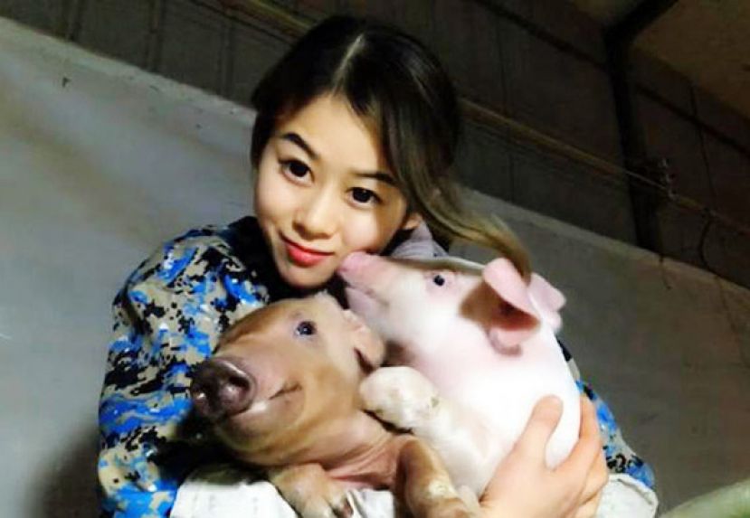 图示：肖芳和佩奇。