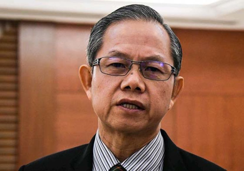 卫生部副部长李文材。