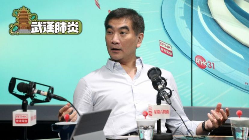 锺国斌说，正安排将内地原材料运往香港，在香港本地生产，最快十多日后就可供应新款布口罩。