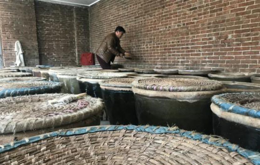 图示：&ldquo;窦王醋&rdquo;生产车间。