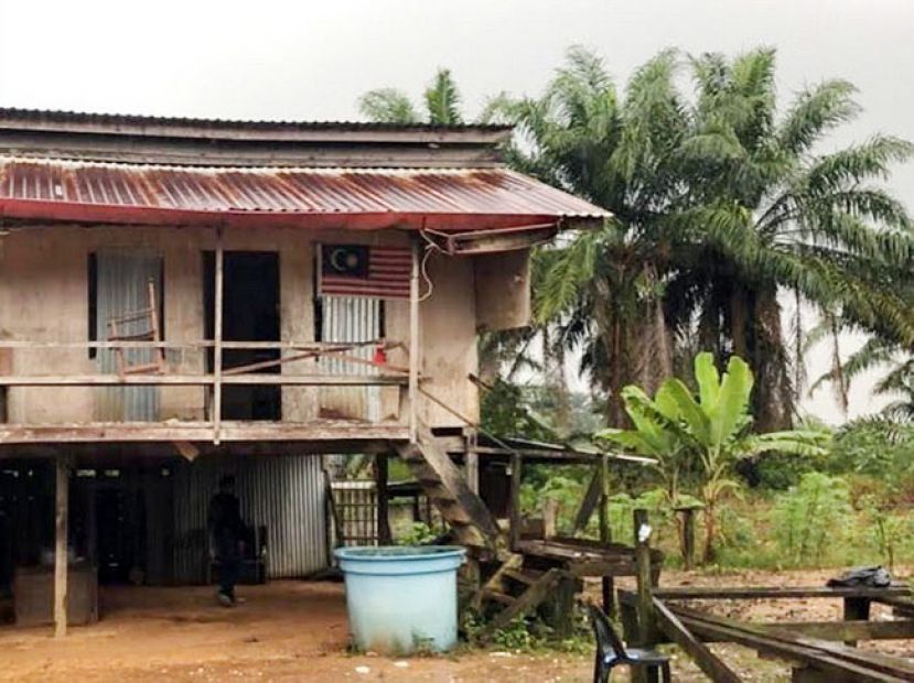 美民沿海公路油棕园木屋午夜发生冷血枪杀案。