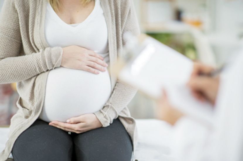 孕妇子宫肌瘤竟20cm 妇科医师这样建议