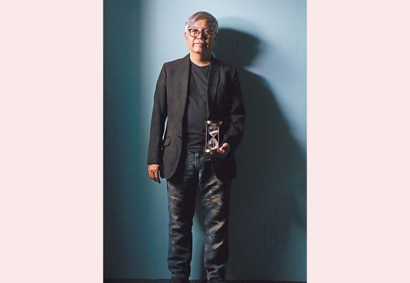 田鸡表示香港电影业界的人工是全亚洲最贵，在这艰难时期不是要减价求生，应该是提高质素。