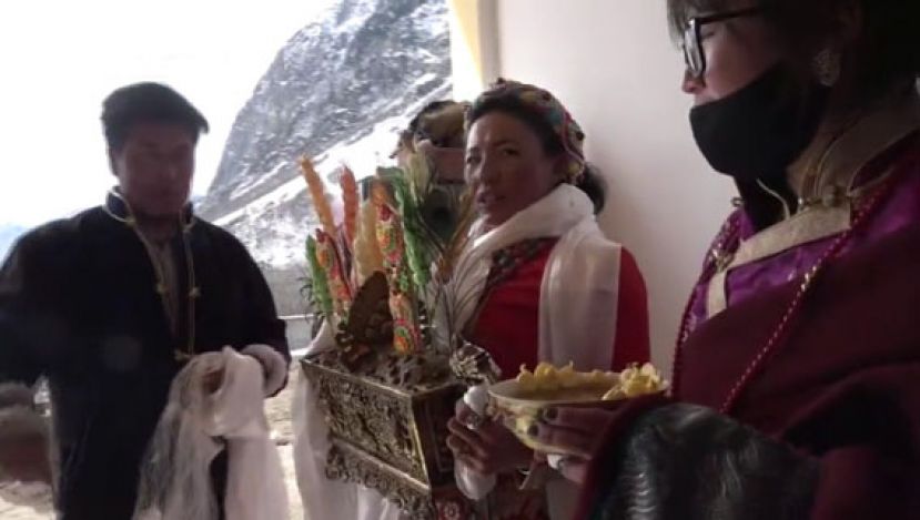 西藏察隅村民&ldquo;闹&rdquo;新年：拜年、联欢、趣味比赛乐开怀