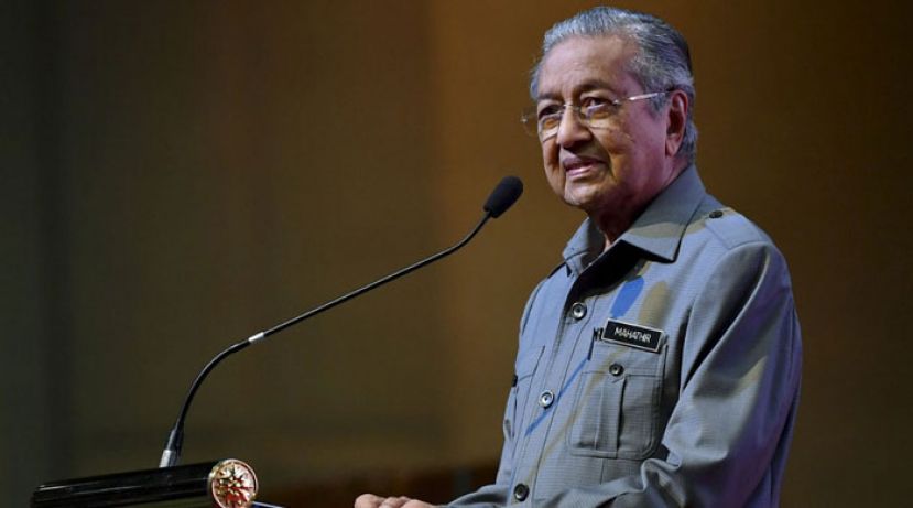 马哈迪：政府将撤回转售给第三方的合约、进口准证（AP）及执照。