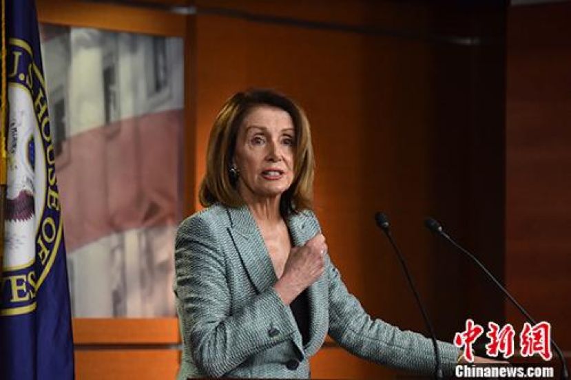 美国众议院议长佩洛西。