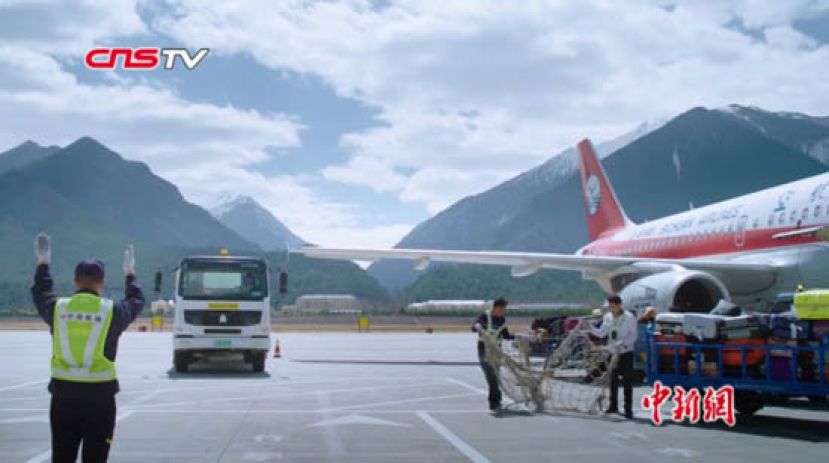 西藏&ldquo;高高原&rdquo;机场航油人：飞机飞到哪里，航油就加到哪里