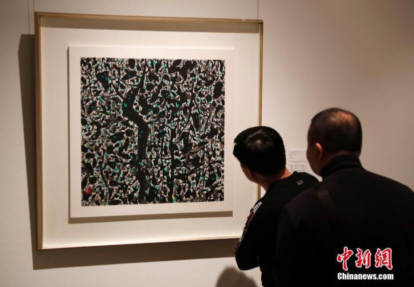 吴冠中百年诞辰收藏大展在京举行 40余件作品亮相