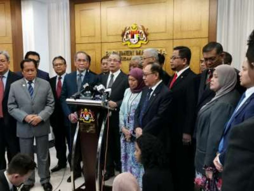 法迪拉：修改联邦宪法法案完全不符砂民所望