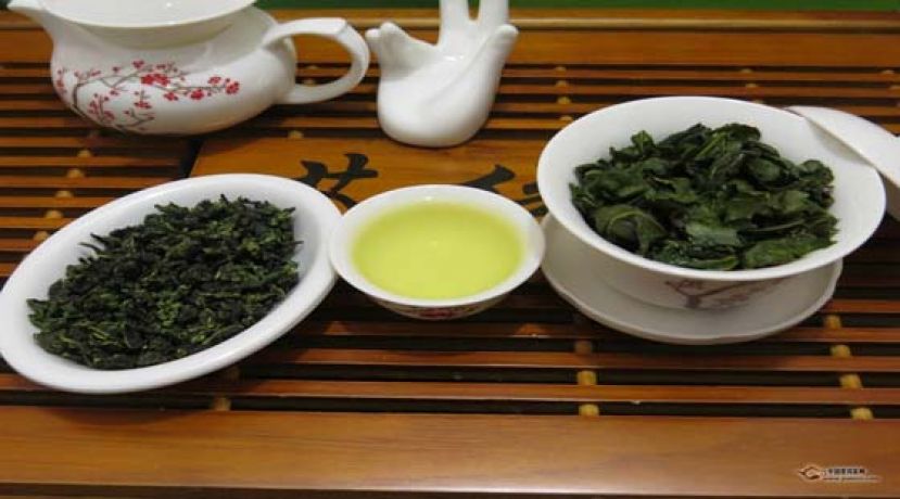 喝绿茶比红茶健康长寿。