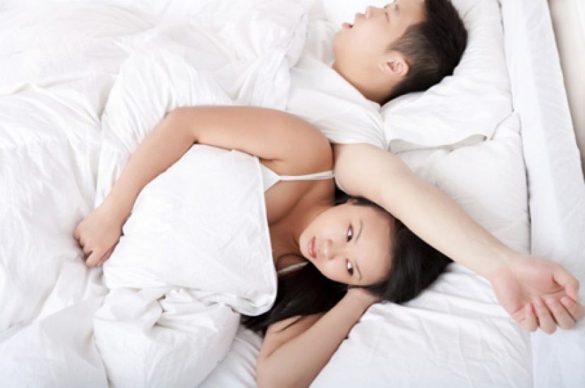 睡觉不自觉挥舞大叫 竟是巴金森前兆