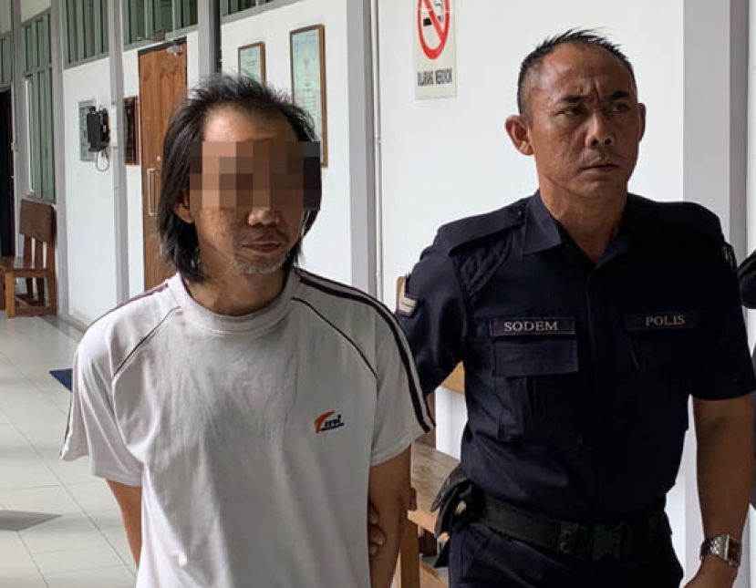 &ldquo;指奸&rdquo;8岁女儿的父亲被判入狱8年兼打鞭2下。