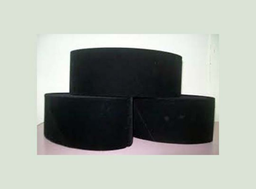 丹州政府规定  男公务员逢周四戴宋谷上班