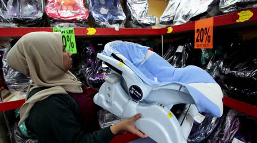 对于有多名小孩的&ldquo;大家庭&rdquo;，可豁免装置数量相等的儿童安全椅。