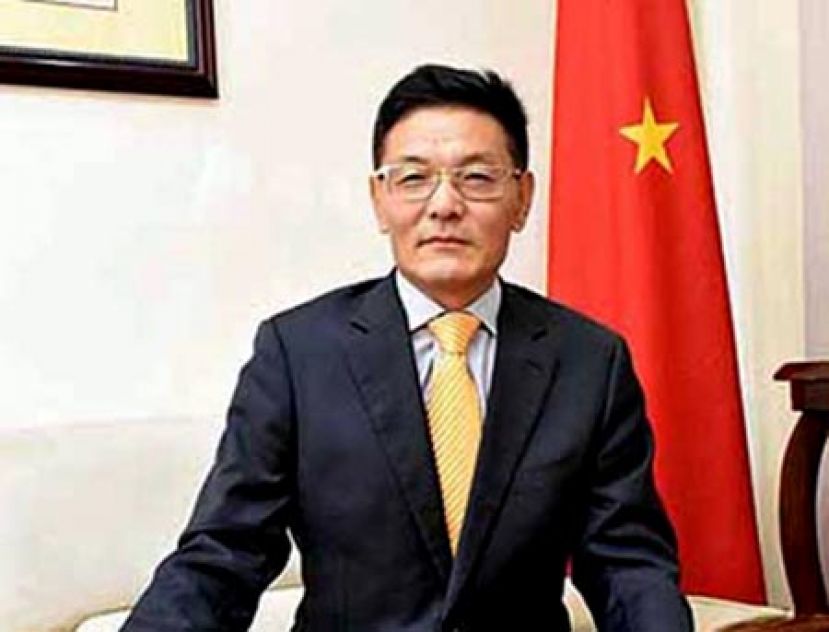 中国驻古晋总领事程广中。